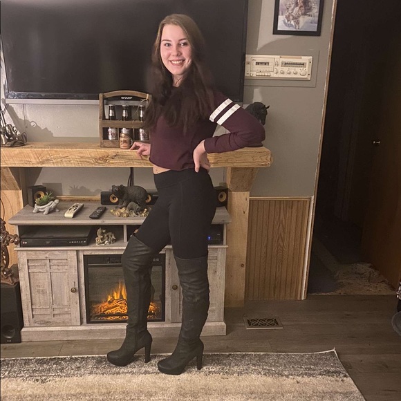 Meet your Posher, Stephanie - Picture 8 of 14